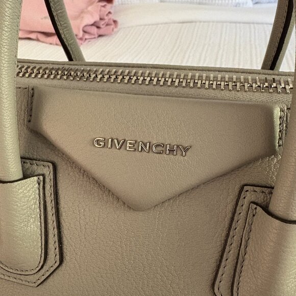 Givenchy Antigona Small Handbag - Picture 12 of 16